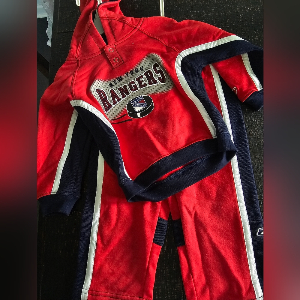 Reebok New York Rangers 2piece set 3T